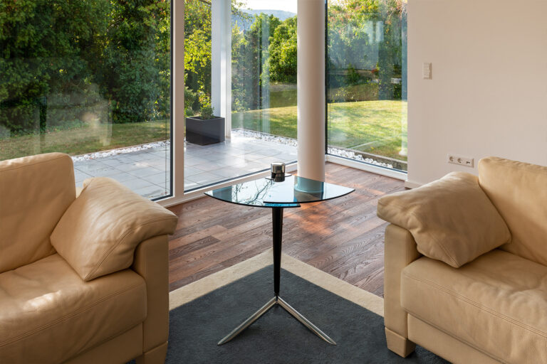 Website und Shop Roland Kohler Designmöbel